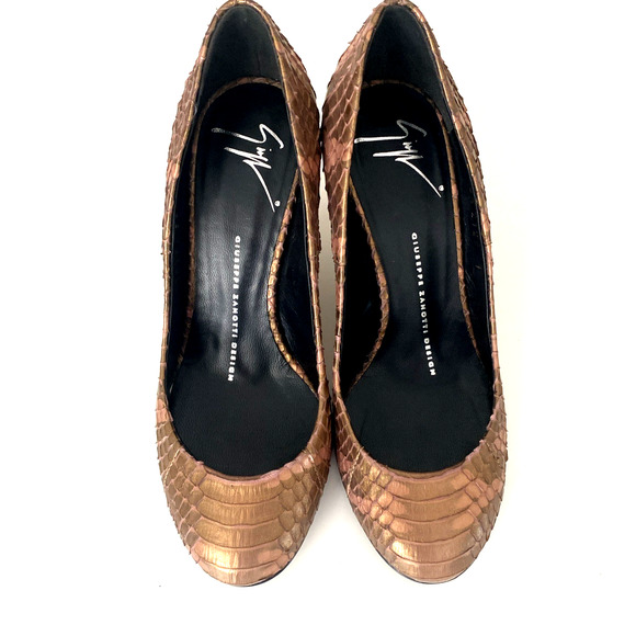 Giuseppe Zanotti Embossed Snakeskin Pump Python Bronze Round Toe Slim Heel 35.5 - Picture 6 of 13